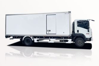 Xe Tải Isuzu FRR FRR90LE5 6 Tấn Thùng Bảo Ôn Oxy