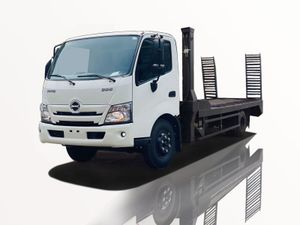Xe Tải Hino XZU730L 3.5 Tấn Nâng Đầu Chở Máy Chuyên Dùng - Euro 5