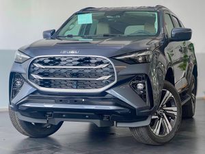 Xe SUV Isuzu Mu-X Prestige 1.9L 4x2 AT