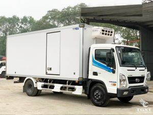 Xe Tải Hyundai Mighty EX900XL 5 Tấn Thùng Đông Lạnh