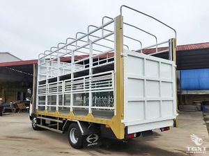 Xe Tải Hino XZU720L 3.5 Tấn Thùng Chở Mô Tô Xe Máy - Euro 5