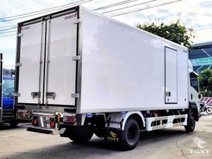 Xe Tải Isuzu FRR FRR90NE5 5.8 Tấn Thùng Bảo Ôn Oxy