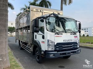 Xe Tải Isuzu FRR FRR90LE5 5.5 Tấn Thùng Chở Gia Súc