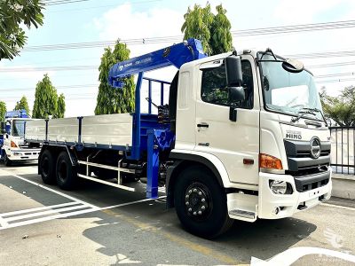 Xe tải Hino FL8JT8A 11.7 tấn gắn cẩu Tadano TM-ZR604GH, tiêu chuẩn Euro 5, động cơ 280PS, phù hợp xây dựng, logistics.