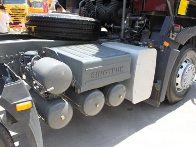 binh-hoi-la-gi-2.jpg Bình hơi xe tải - Thiết bị quan trọng trong hệ thống vận hành an toàn và hiệu quả cho xe tải.