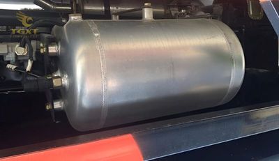 dau-hieu-loi-2.jpg Dấu hiệu bình hơi xe tải bị hư hoặc rò rỉ, kiểm tra để đảm bảo an toàn vận hành.