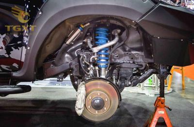 dau-hieu-nhan-biet-2.jpg Nhận biết sớm dấu hiệu giảm xóc xe tải hỏng để đảm bảo an toàn và hiệu suất vận hành.