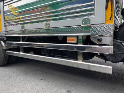 nhip-on-dinh-khi-van-hanh-11-1.jpg Nhíp xe tải giúp duy trì độ ổn định và an toàn khi vận hành trên mọi địa hình.