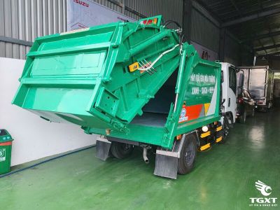 Xe tải ép rác Isuzu QKR QLR77FE5 1.5T, dung tích 3 khối, thiết kế nhỏ gọn, phù hợp đô thị, hiệu suất cao.