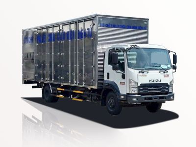 Xe Tải Isuzu FRR FRR90QE5 5.5 Tấn Chở Pallet Chứa Cấu Kiện Điện Tử