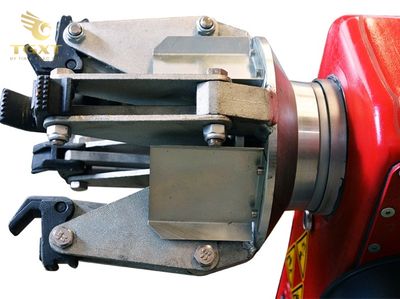 cau-tao-2.jpg Hình ảnh mô tả cấu tạo và nguyên lý hoạt động của máy ra vào lốp, thiết bị quan trọng trong gara sửa chữa xe hiện đại.