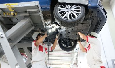 bao-duong-loc-lanh-1.jpg Hướng dẫn kiểm tra bảo dưỡng lốc lạnh xe tải đúng cách để duy trì hiệu suất tối ưu và an toàn.