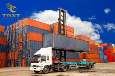 Hình ảnh minh họa cách tính cước vận chuyển xe tải tại Việt Nam, phù hợp cho doanh nghiệp logistics.
