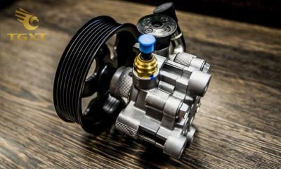 Bơm trợ lực lái xe tải hiện đại, an toàn và hiệu quả, thuộc hệ thống lái thủy lực tiên tiến cho xe tải hạng nặng.