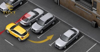 Hướng dẫn lùi xe tải an toàn, kỹ năng xử lý xe lớn trong không gian chật hẹp, đặc biệt phù hợp cho tài xế mới.