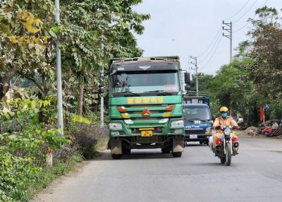 loi-qua-tai-co-bi-treo-bang-khong-2.jpg Xe tải vi phạm quá tải theo quy định mới, bị phạt nặng từ 2025.