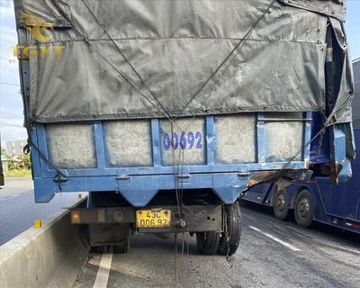 check-xe-tai-nan-2.jpg Kiểm tra xe tải đã từng tai nạn, hướng dẫn toàn diện giúp lựa chọn an toàn và tránh rủi ro tài chính.