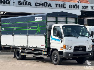Xe tải Hyundai Mighty W11XL 7 tấn với thùng dài 6,3m, động cơ Euro 5, tiết kiệm nhiên liệu, an toàn vượt trội, phù hợp vận chuyển hàng hóa lớn.
