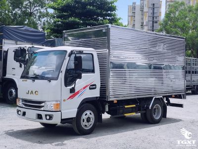 Xe tải JAC H250 E5 2.4T phù hợp đô thị, tiết kiệm tối ưu, động cơ Euro 5, bảo hành 5 năm.