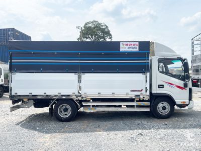 Xe tải JAC N200S Pro E5 1.9 Tấn với thiết kế hiện đại, khả năng vận chuyển đa dạng, tiết kiệm nhiên liệu, phù hợp vận tải đô thị, giá tốt từ 430 triệu.