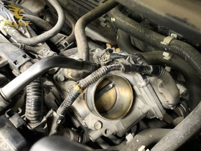 Hướng dẫn chỉnh garanti xe tải Isuzu chính xác để đảm bảo động cơ vận hành ổn định và tiết kiệm nhiên liệu.