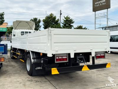 Xe Tải JAC N900 Plus E5 8 tấn thùng lửng 7,6 m với động cơ Cummins và khung chassis siêu bền.
