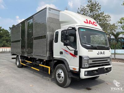 xe-tai-n900-plus-e5-thung-kin-4.jpg Xe tải JAC N900 Plus E5 9 tấn thùng kín, thùng 7m và thiết kế hiện đại.