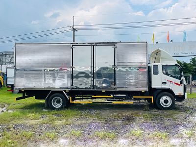 Xe tải JAC N900 Plus E5 8 tấn thùng kín 7m6