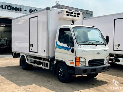 Xe tải Hyundai Mighty N650L 3.5 tấn có thùng đông lạnh, động cơ D4CC 160 mã lực.