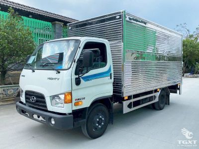 Xe tải Hyundai New Mighty W750 3.5 tấn có thùng kín và bửng nâng