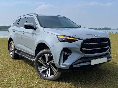 xe-suv-isuzu-mu-x-prestige-19l-4x2-at-5.jpg Isuzu Mu-X Prestige 1.9L 4x2 AT cho gia đình hiện đại với công nghệ ADAS