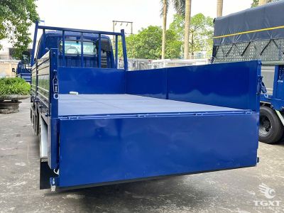 Xe tải Hyundai Mighty N500L A 2.1 tấn thùng lửng, sàn thép 2.5mm và 5 bửng mở.