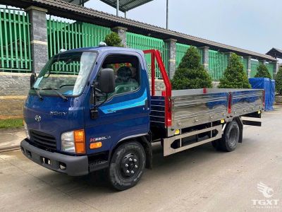 Xe tải Hyundai Mighty N550L A 2.5 tấn với thùng lửng 4.5 mét và động cơ Euro 5 136 mã lực