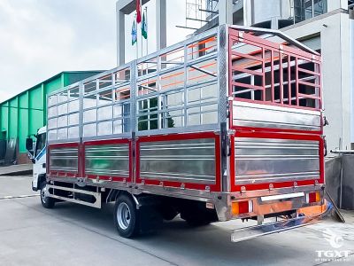 Xe tải Hyundai Mighty EX11XL 7 tấn với thùng 6,3 mét và cabin vuông