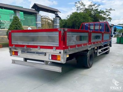 Xe tải Hyundai Mighty EX900XL 5 tấn với thùng lửng và khung XL.