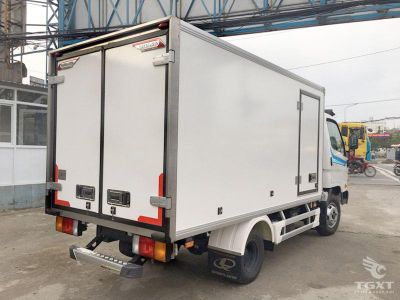 Xe tải Hyundai Mighty N550LA 2.5 tấn thùng bảo ôn vận chuyển lạnh