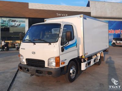 Xe tải Hyundai Mighty N550LA 2.5 tấn với thùng bảo ôn cho vận chuyển lạnh