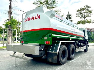 Xe bồn chở xăng dầu Isuzu FVM60TE5 20 khối với bồn nhôm và động cơ EURO 5