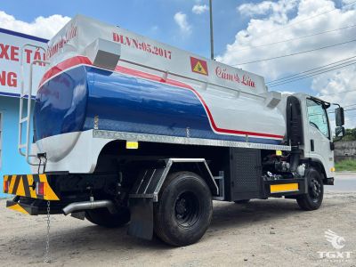 Xe bồn chở xăng dầu Isuzu NQR75HE5 7 khối cho phân phối nội thành.