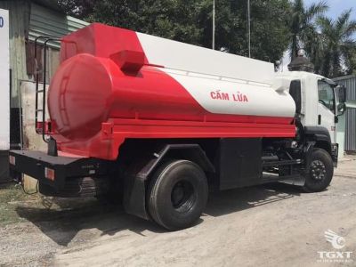 Xe bồn chở xăng dầu Isuzu FVR34QE5 12 khối với dung tích 12.000 lít.