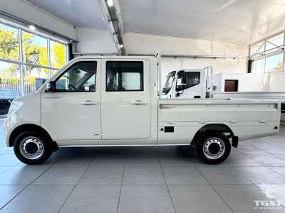 Xe tải Foton WONDER-2.5T 990Kg Thùng Lửng với cabin kiểu xe con.