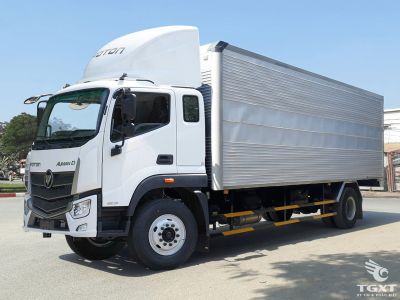 Xe tải Foton Auman C160 thùng kín 7M5, động cơ Cummins và tải trọng 8 tấn.