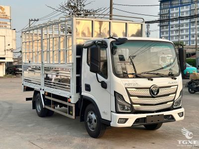 Xe tải Foton AUMARK S35 3.5T thùng bạt, cabin tiện nghi và động cơ mạnh mẽ.