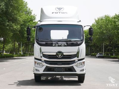 Xe tải Auman C160L YC6JA220 với thùng lửng dài 9,9m cho hàng kích thước lớn.