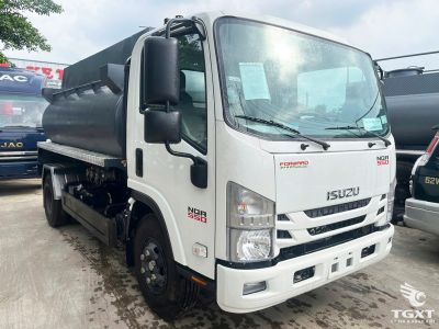 Xe bồn chở xăng dầu Isuzu NQR75HE5 6 khối trên nền tảng N-Series.