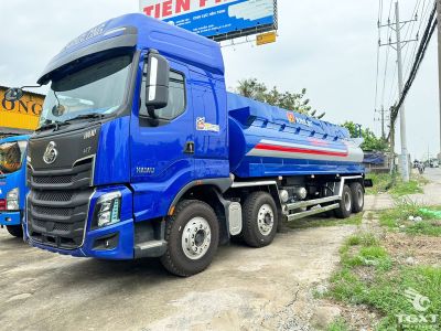 Xe bồn chở xăng Chenglong H7 26 khối trên nền xe 4 chân, 5 ngăn độc lập và động cơ Yuchai Euro 5.