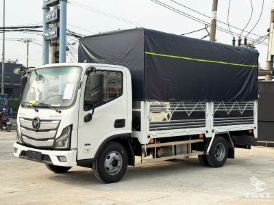 Xe tải Foton AUMARK S35 3.5T thùng bạt với động cơ 2.5L và cabin tiện nghi.