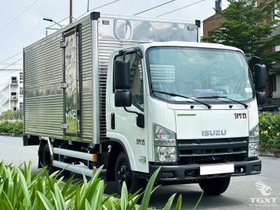 Xe tải Isuzu QMR77HE5A 1.9 Tấn với thiết kế chắc chắn, phù hợp vận chuyển linh hoạt đô thị và liên tỉnh.