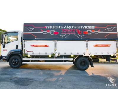 Xe tải Isuzu FRR90LE5 6.5 Tấn, động cơ 4HK1-TC, đạt chuẩn Euro 5, phù hợp vận chuyển liên tỉnh và nội thành.