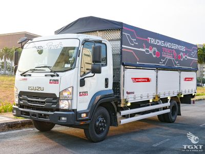 Xe tải Isuzu FRR90LE5 6.5 Tấn với động cơ mạnh mẽ, công nghệ Blue Power, phù hợp vận chuyển hàng hóa nội thành và liên tỉnh.